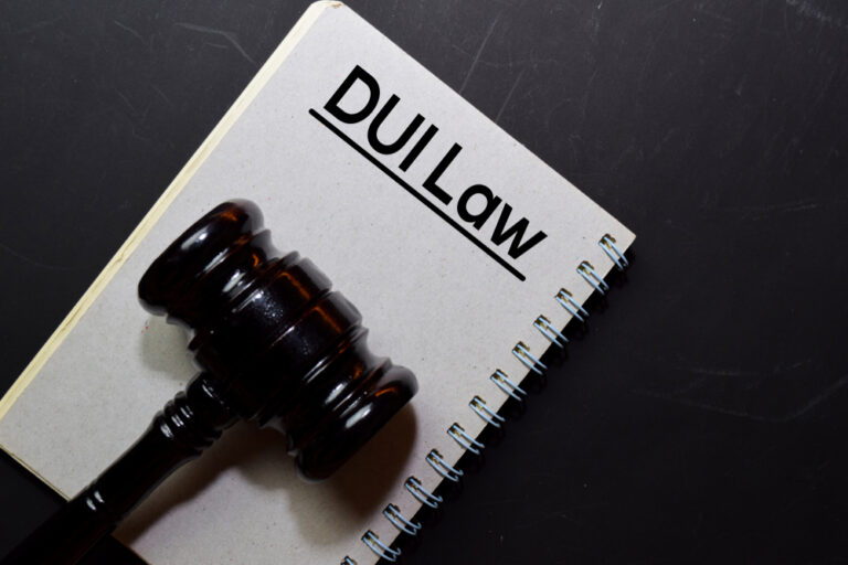 Dui,Law,Text,On,Document,And,Gavel,Isolated,On,Office